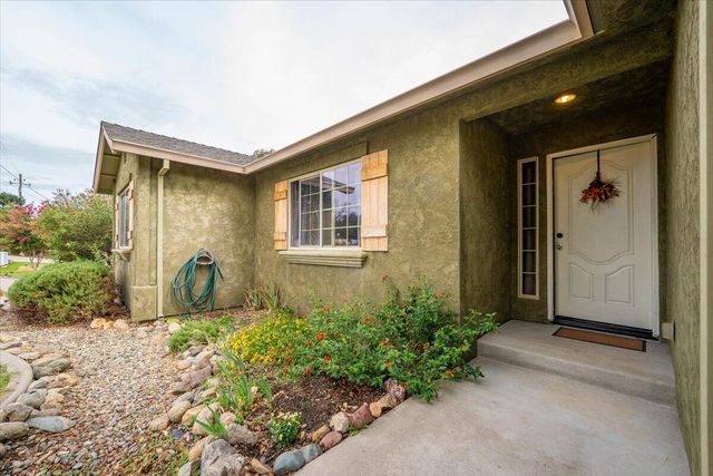 19572 Covington Mill Drive, Cottonwood, CA 96022