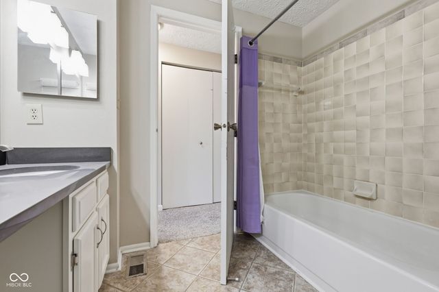 3189 Sandpiper North Drive, Indianapolis, IN 46268