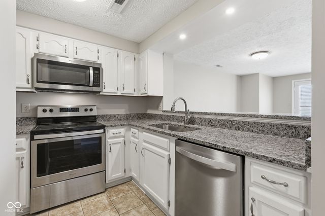 3189 Sandpiper North Drive, Indianapolis, IN 46268