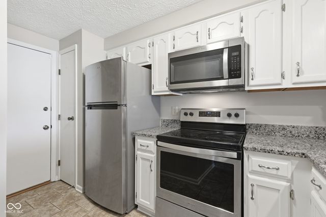 3189 Sandpiper North Drive, Indianapolis, IN 46268