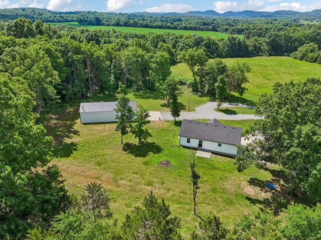 747 Belfast Farmington Rd, Lewisburg, TN 37091