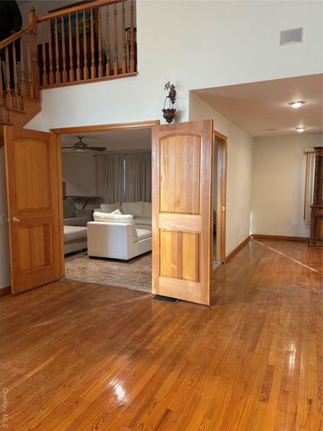 258-05 83rd Avenue, Glen Oaks, NY 11004