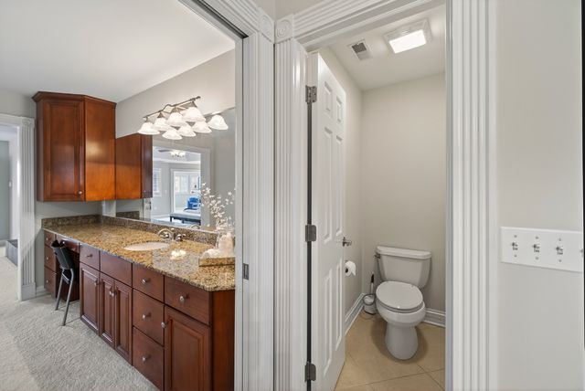 70 Forest Avenue, Naperville, IL 60540