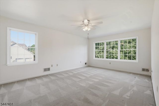 151 Brandon Ct, Branchburg Twp., NJ 08853
