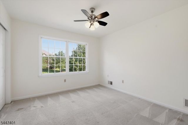 151 Brandon Ct, Branchburg Twp., NJ 08853