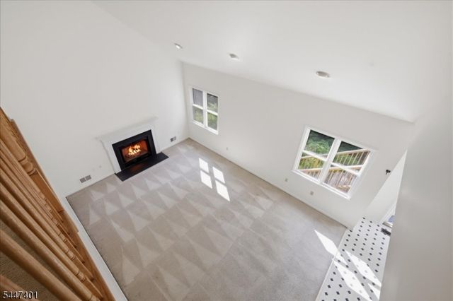 151 Brandon Ct, Branchburg Twp., NJ 08853