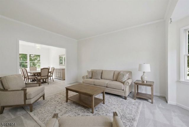 151 Brandon Ct, Branchburg Twp., NJ 08853