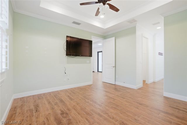 4380 2nd AVE NE, Naples, FL 34120