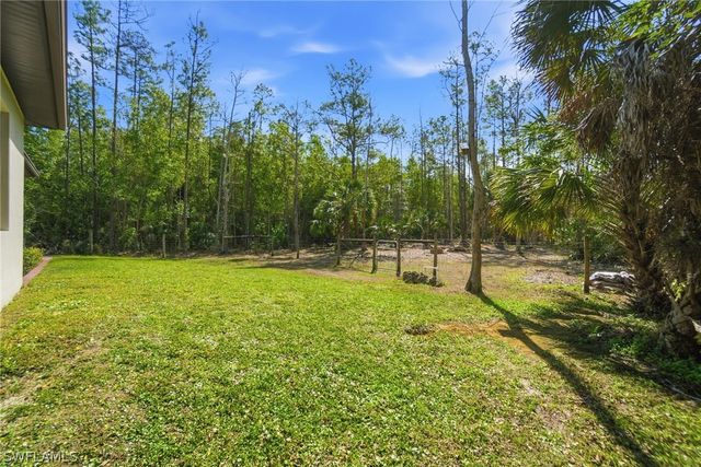 4380 2nd AVE NE, Naples, FL 34120