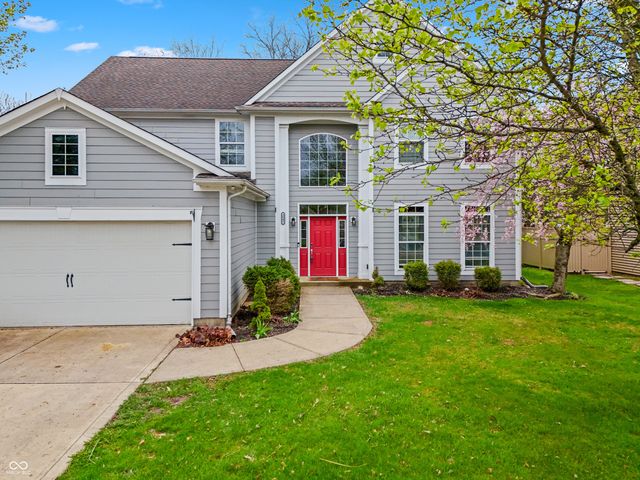3841 Terrace Woods Drive, Columbus, IN 47201