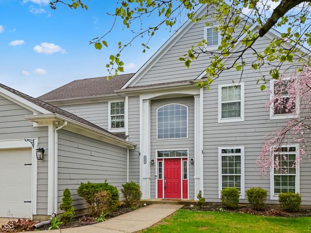 3841 Terrace Woods Drive, Columbus, IN 47201