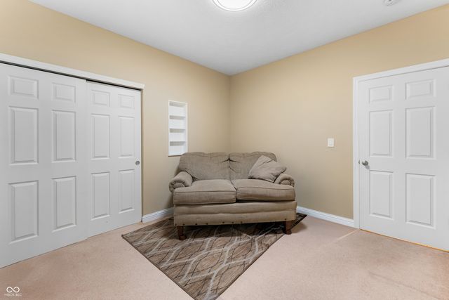 3841 Terrace Woods Drive, Columbus, IN 47201