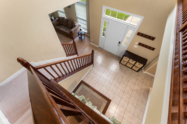 3841 Terrace Woods Drive, Columbus, IN 47201