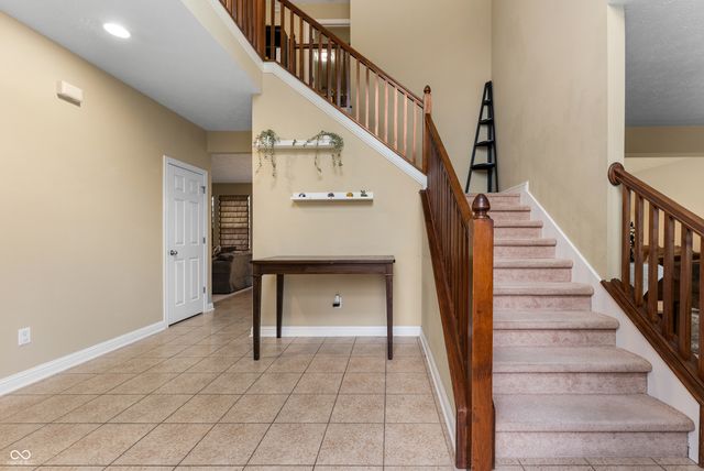 3841 Terrace Woods Drive, Columbus, IN 47201