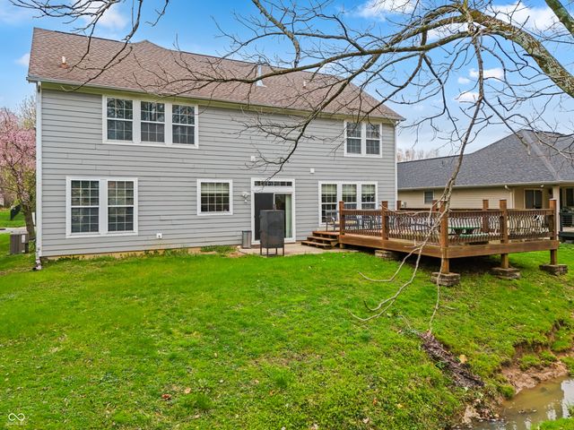 3841 Terrace Woods Drive, Columbus, IN 47201