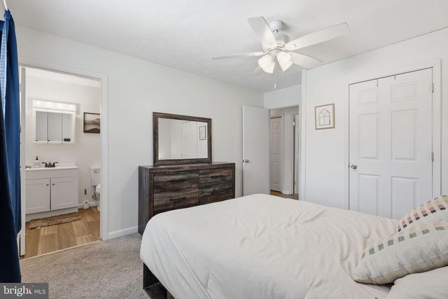 204 HILLIARDS DR, Luray, VA 22835
