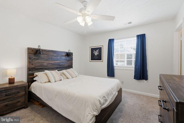 204 HILLIARDS DR, Luray, VA 22835
