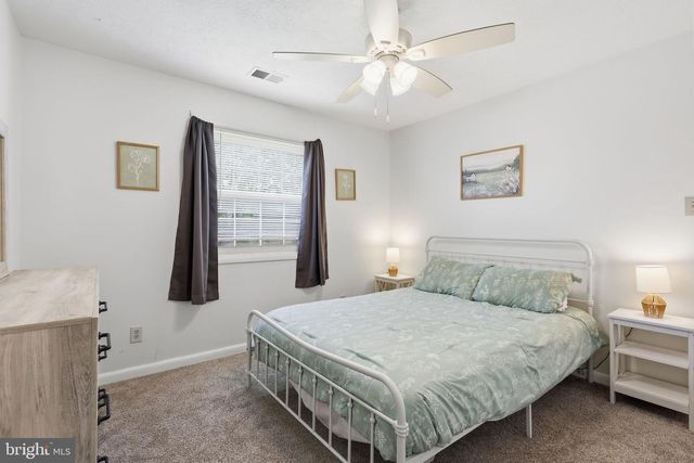 204 HILLIARDS DR, Luray, VA 22835