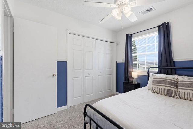204 HILLIARDS DR, Luray, VA 22835