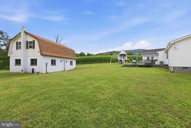 204 HILLIARDS DR, Luray, VA 22835
