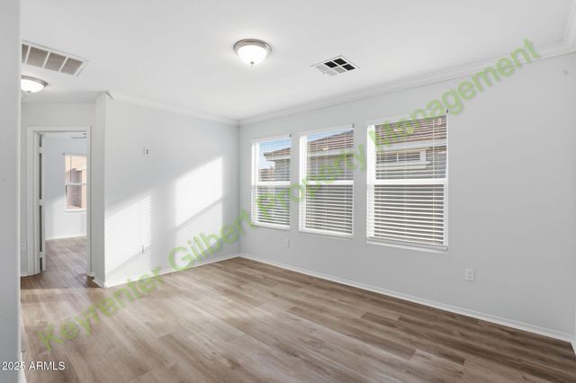 1502 S JACANA Lane, Gilbert, AZ 85296