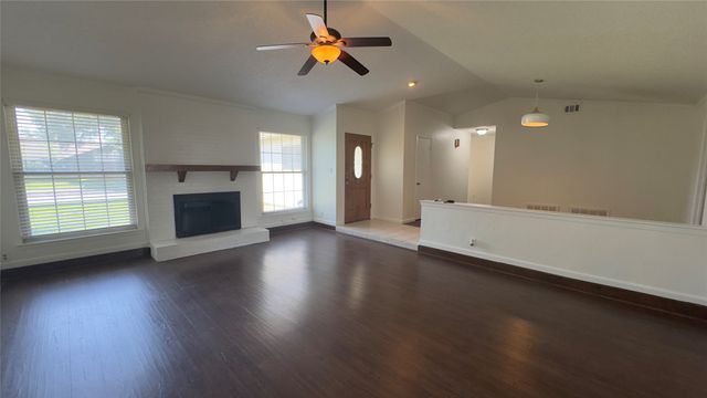 5426 Barcelona Drive, Garland, TX 75043
