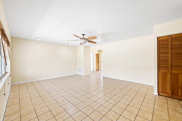 18451 Spanish Isles Place, Boca Raton, FL 33496