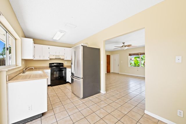 18451 Spanish Isles Place, Boca Raton, FL 33496