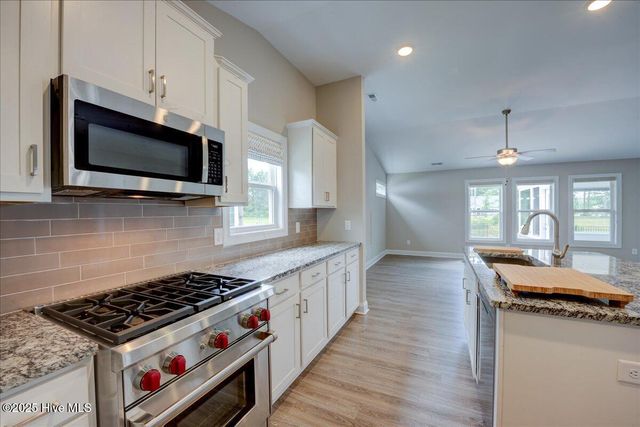 3013 Watercrest Loop, New Bern, NC 28562