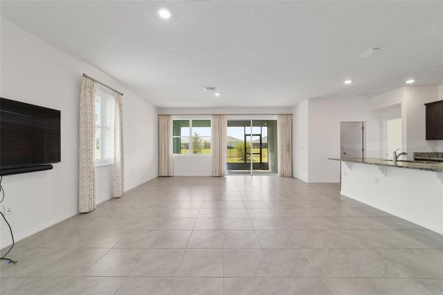 5260 NW 46TH LANE ROAD, Ocala, FL 34482