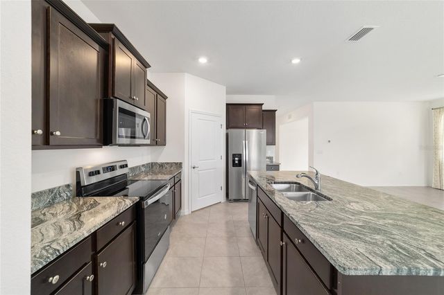 5260 NW 46TH LANE ROAD, Ocala, FL 34482