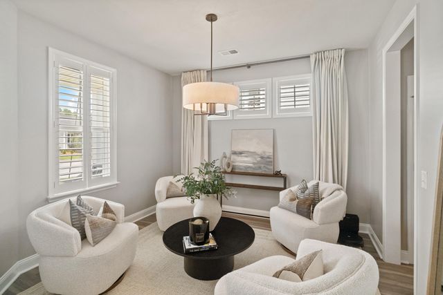 645 Blueway Avenue, Summerville, SC 29486