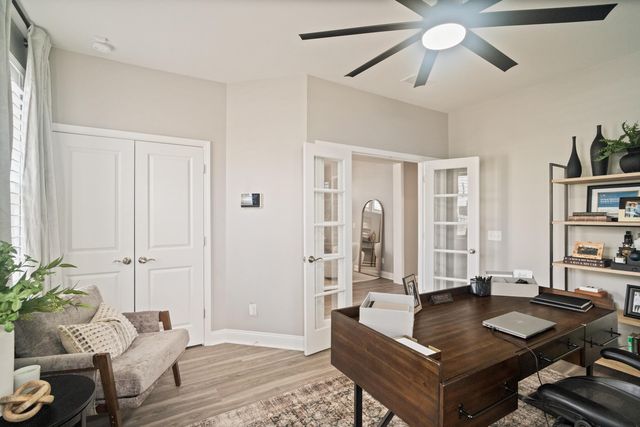 645 Blueway Avenue, Summerville, SC 29486