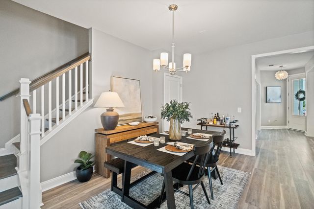 645 Blueway Avenue, Summerville, SC 29486