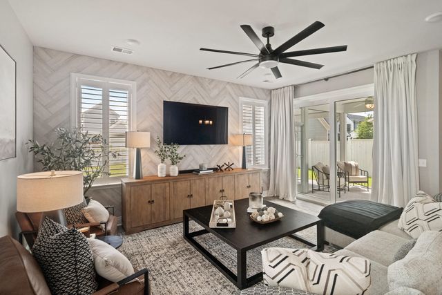 645 Blueway Avenue, Summerville, SC 29486