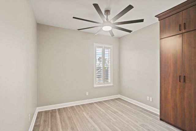645 Blueway Avenue, Summerville, SC 29486