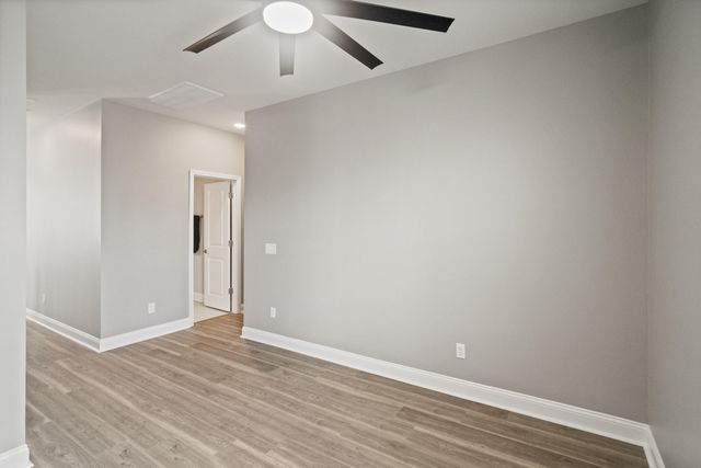 645 Blueway Avenue, Summerville, SC 29486