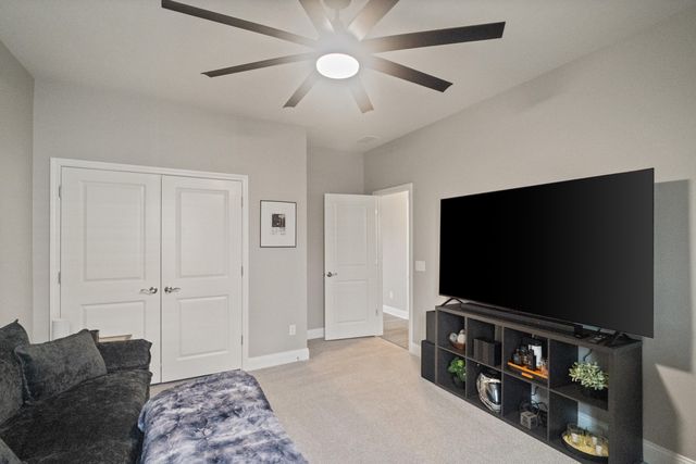645 Blueway Avenue, Summerville, SC 29486
