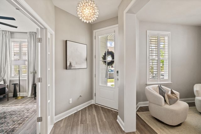 645 Blueway Avenue, Summerville, SC 29486