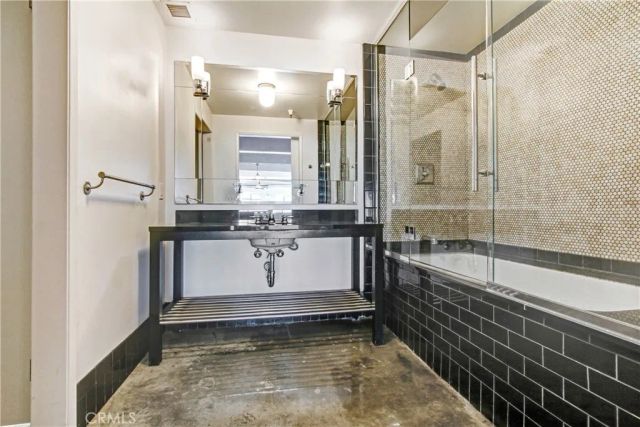 849 S Broadway, Los Angeles, CA 90014
