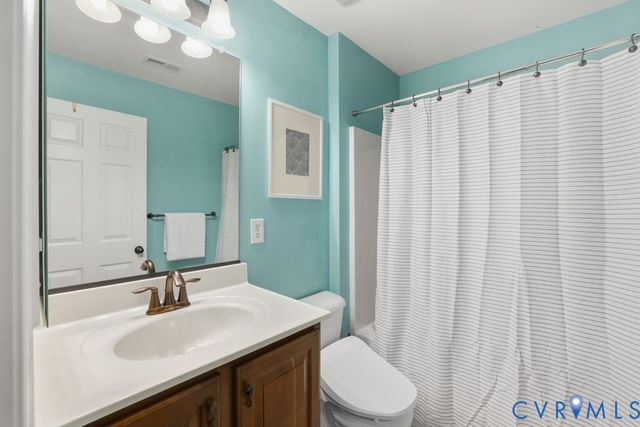 6068 Eagles Crest Dr, Chesterfield, VA 23832