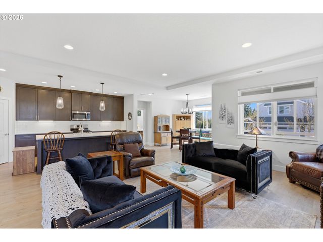 626 Sw 49TH Dr, Gresham, OR 97080