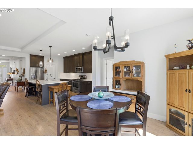 626 Sw 49TH Dr, Gresham, OR 97080