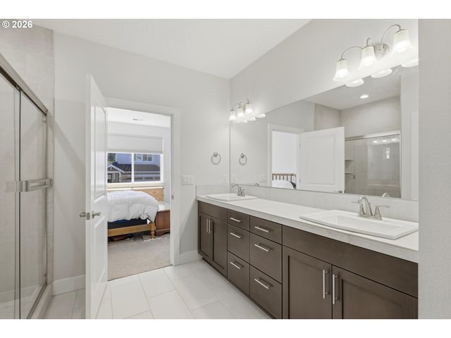 626 Sw 49TH Dr, Gresham, OR 97080