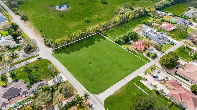 0 Stirling Rd, Southwest Ranches, FL 33331