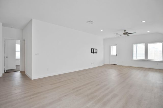 401 14th Street, Wolfforth, TX 79382