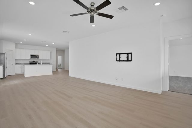 401 14th Street, Wolfforth, TX 79382