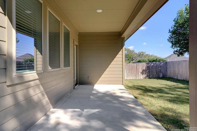 5531 PIN PT, San Antonio, TX 78266