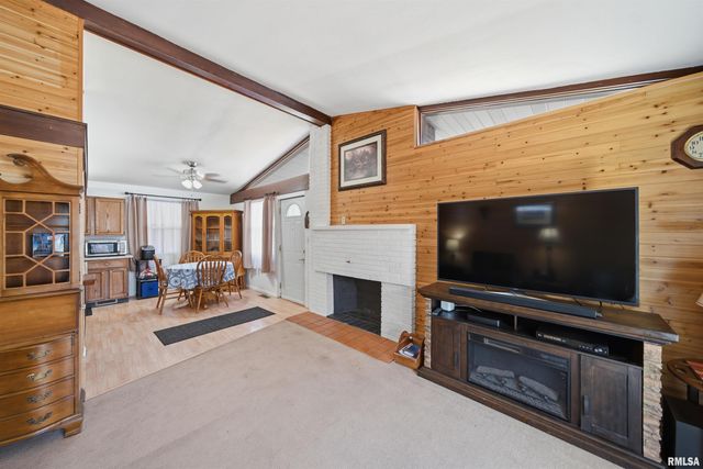 2214 GLENDALE Drive, Pekin, IL 61554