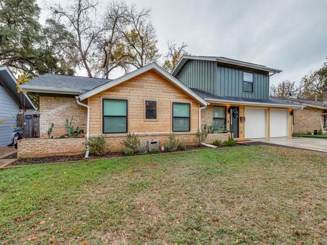 2209 Fair Oaks DR, Austin, TX 78745